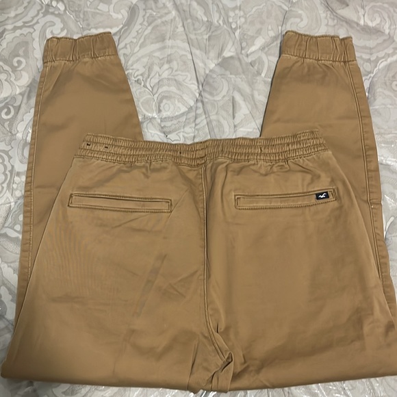 Khaki Hollister joggers - Picture 3 of 3